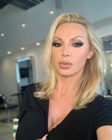 nikki nackt|Nikki Benz (@nikkibenz) • Instagram photos and videos